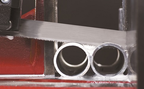 锦州锯切金属材料时出现卡带锯条原因以及处理方法？