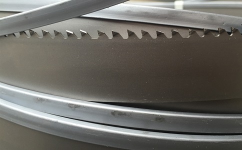 锦州为什么说双金属带锯条在生产制造时一定要设计出合理的厚度？